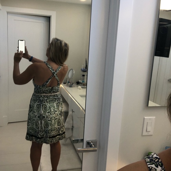 Nanette Lepore Sz 6 pockets, cotton lined - Picture 2 of 8